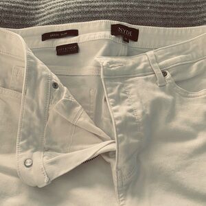 NYJD White Slim Jeans
Size 14